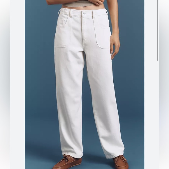 Anthropologie Denim - Anthropologie Pilcro Jenna Mid-Rise Relaxed Jeans in White Sz S
